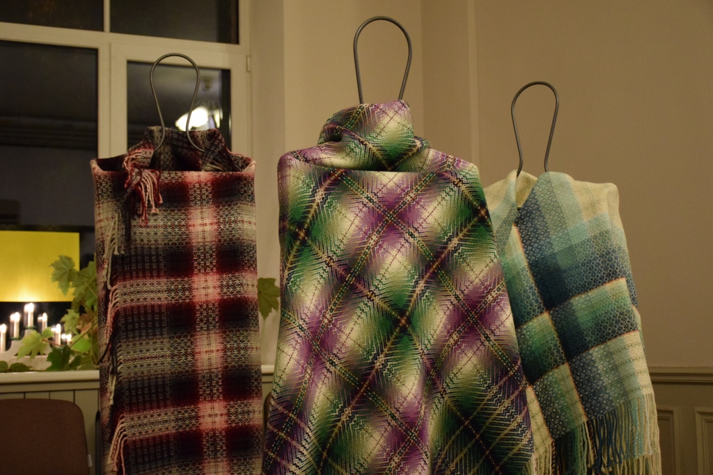 Tādā lakatā es gribētu dejot! Šādu komentāru izstādes laikā varēja dzrdēt vairākkārt.