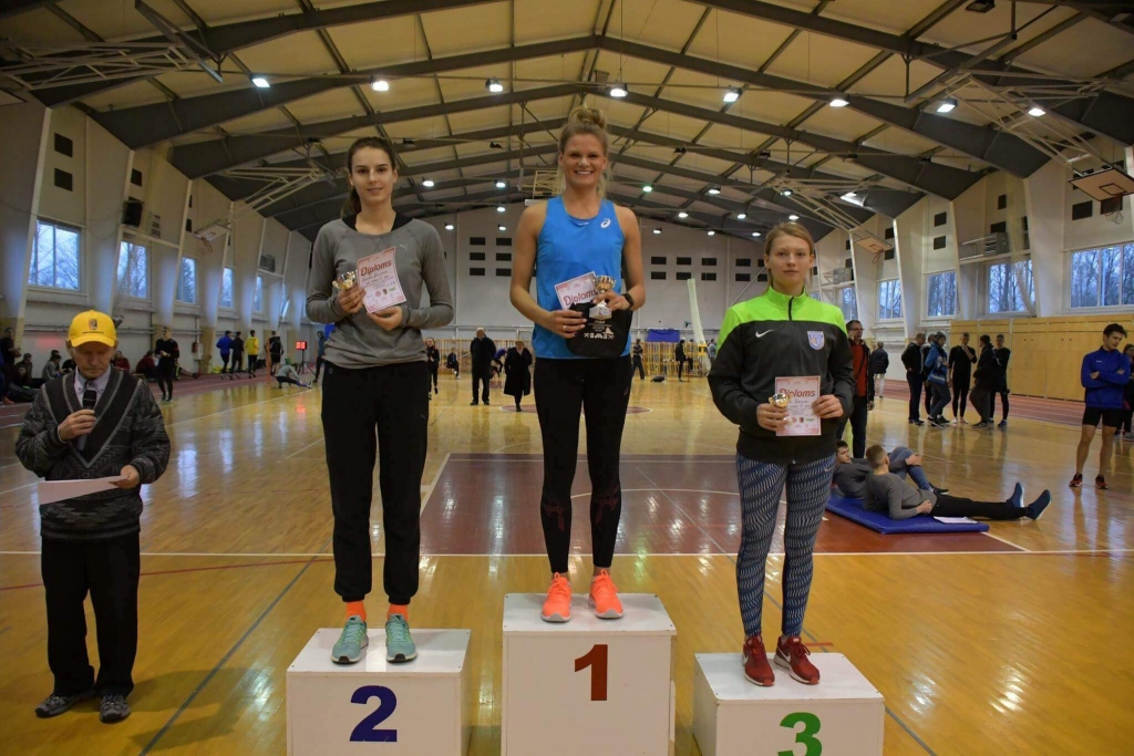 Lielisks gada sākums. Jaunjelgaviete Madara Onužāne-Saliņa sacensībās ar jaunu sezonas labāko rezultātu izcīnīja pirmo vietu.
Autors: no personīgā arhīva