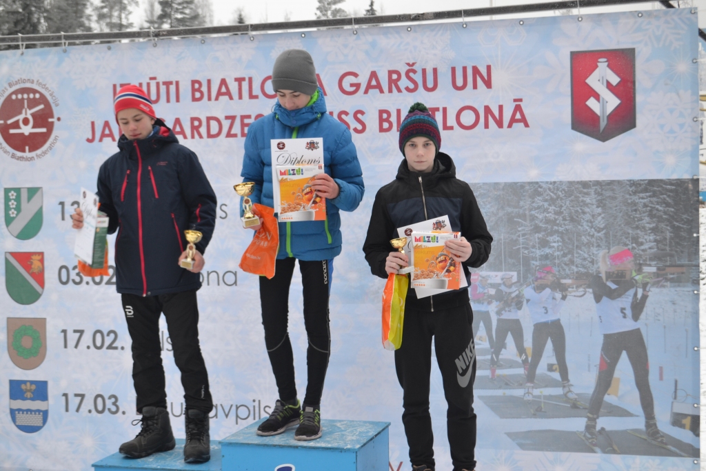 LĪDERI. Labākie C grupā — (no labās) Kristaps Ostrovskis, Artūrs Žmurovs  un Edijs Eiduks.
Autors: Sandra Pumpure