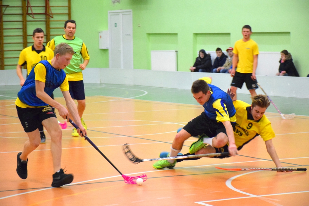 Baudāms mačs. Vecbebru un vienības “Indivīdi” sacensība bija spraiga un baudāma.
Autors: Ginta Grincēviča