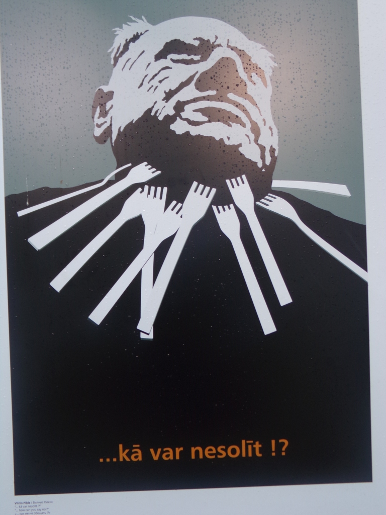 KĀ VAR NESOLĪT!? Plakāta autors — 
Vilnis Piķis.