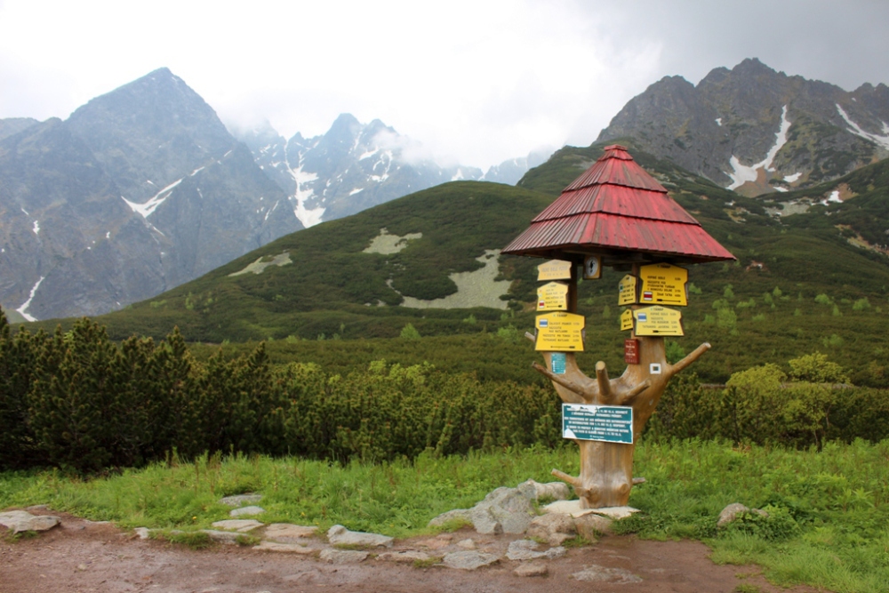 Ceļa norādes tūristiem.