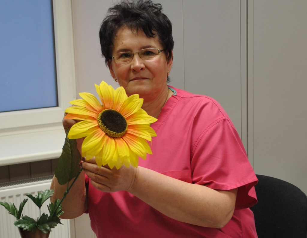 ZIED AUGU GADU. Sandrai ļoti mīļi ir ziedi, un vasarās viņa tos bagātīgi audzē arī savā dārzā.
Autors: Sandra Pumpure