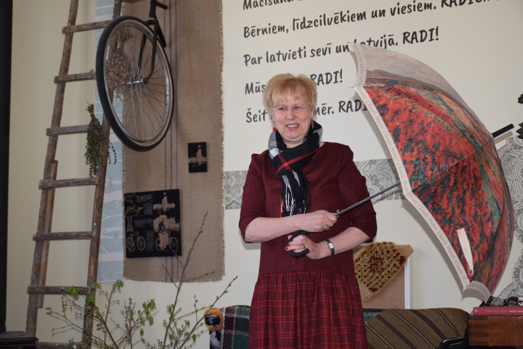 LIETUSSARGS, kas autori iedvesmoja stāstam.