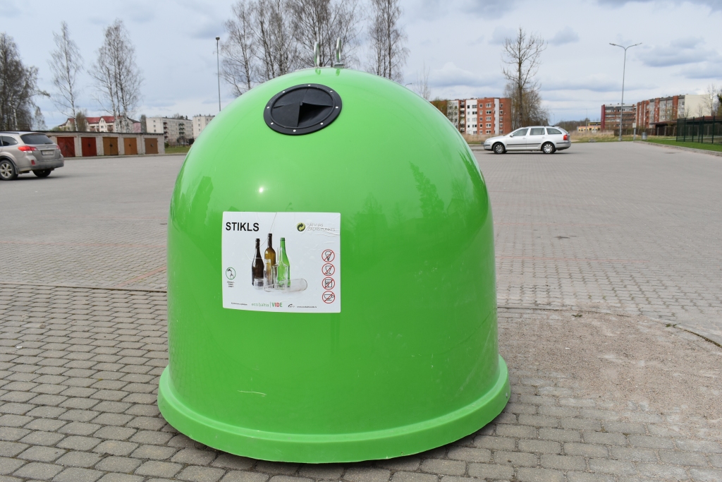 Autors: Guna Mikasenoka