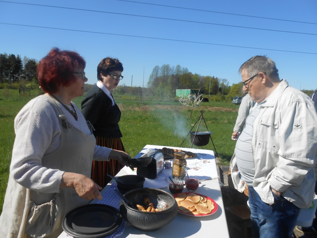 ŪSIŅDIENAS TIRGUS KOKNESĒ.
Autors: Inguna Žogota