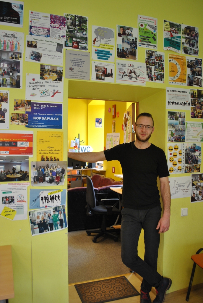 DARA KOPĀ. Sergejs ir pārliecināts, ka centra turpmākajai virzībai svarīgas katra jaunieša idejas un domas.
Autors: Sandra Pumpure