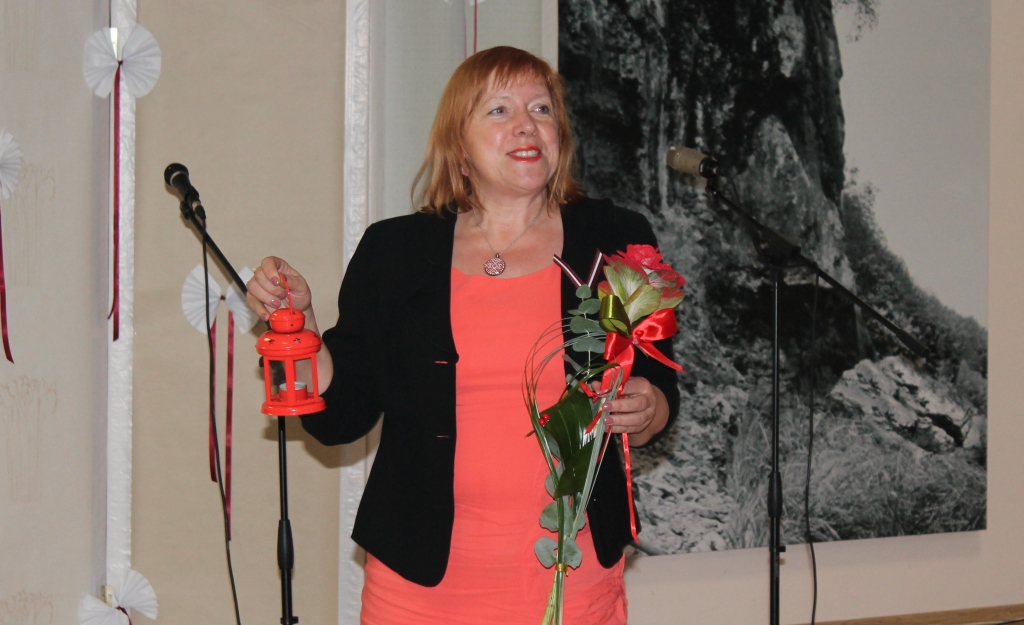 ANITA OSTROVSKA pēc neliela pārtraukuma atkal turpinās vadīt Jaunjelgavas novada kultūras namu.
Autors: no “Staburaga” arhīva