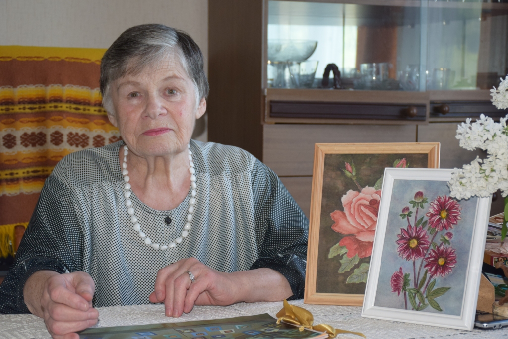 ROKDARBNIECE Valentīna Dzene atzīst, ka garlaicīgi viņai nekad nav, tieši otrādi — dienas nepietiek, lai visu iecerēto paspētu izdarīt.