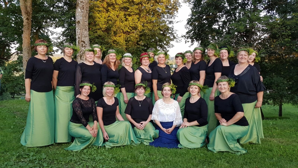 KORIS “LORELEJA”. Arī Pļaviņu dziedātājas šovasar būs daļa no tūkstošiem balsu, kas pieskandinās Rīgu ar burvīgām dziesmām.