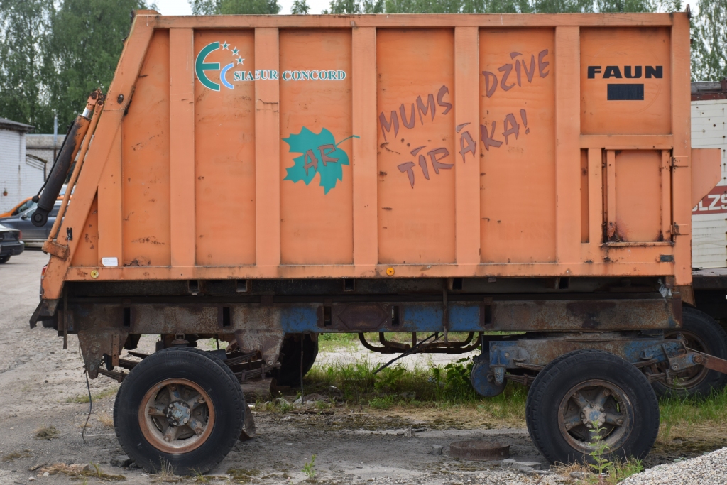 IZVĒLAS CITU. No augusta sadzīves atkritumus Jaunjelgavas novadā vairs neapsaimniekos “Euro Concord A”, kas līdz šim izpelnījās daudz kritikas.
Autors: Imants Kaziļuns