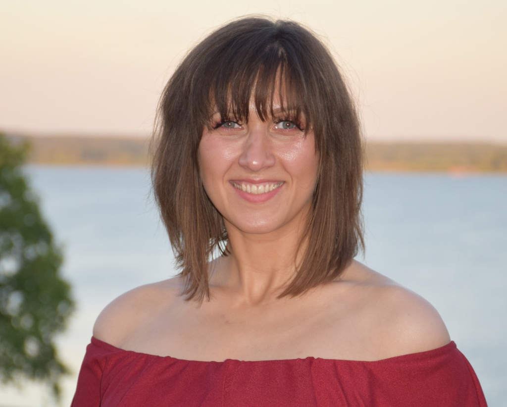 LĪGA RĪDERE atzīst, ka viņai tie ir svētki — sapucēties un dziedāt uz skatuves.
Autors: Elita Brovacka