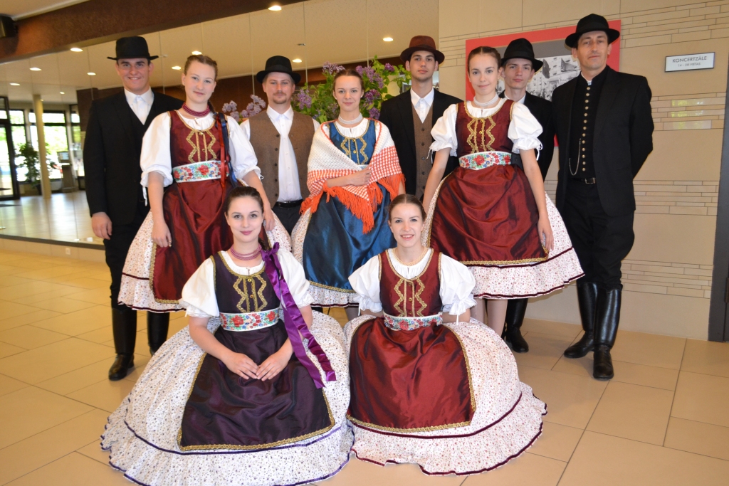 2017. gada maijā Aizkraukles novada svētkos piedalījās arī draugi no Ungārijas.
Autors: no 