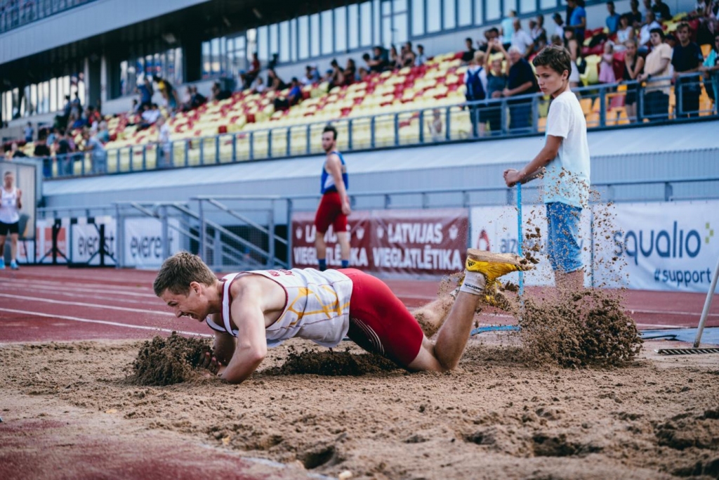 Smiltis pa gaisu. Koknesietis Ilmārs Kalniņš.
Autors: Sanita Ieva Sparāne
