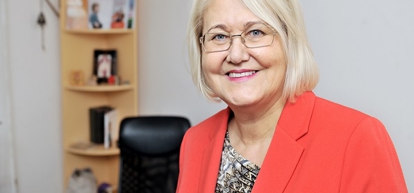 Vairāku pedagoģiska rakstura grāmatu autore, logopēde un sociālā pedagoģe Irēna Hadaņonoka – Tjarve.
Autors: Neatkarīgās Tukuma Ziņas