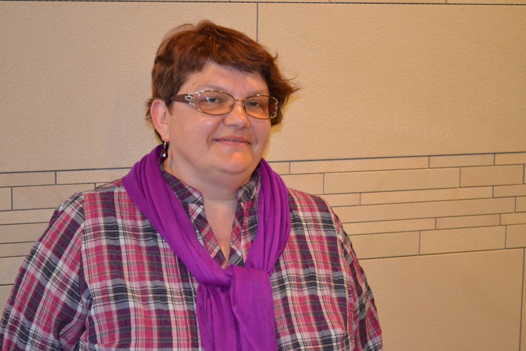 AICINA PIEBIEDROTIES AKTIERU PULKAM. Aizkraukles amatierteātra jaunā vadītāja Inguna Strazdiņa ir apņēmības pilna strādāt.
Autors: no “Staburaga” arhīva