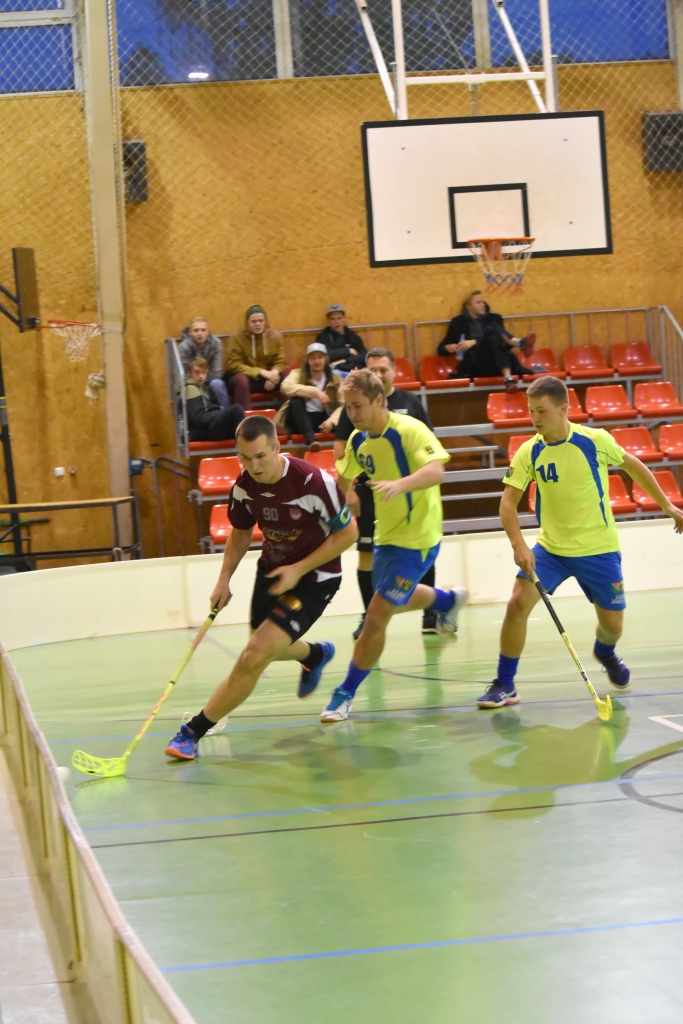 Uzbrukumā! Vienības “Aizkraukle/Koknese” kapteinis Rihards Krauklis (priekšplānā).