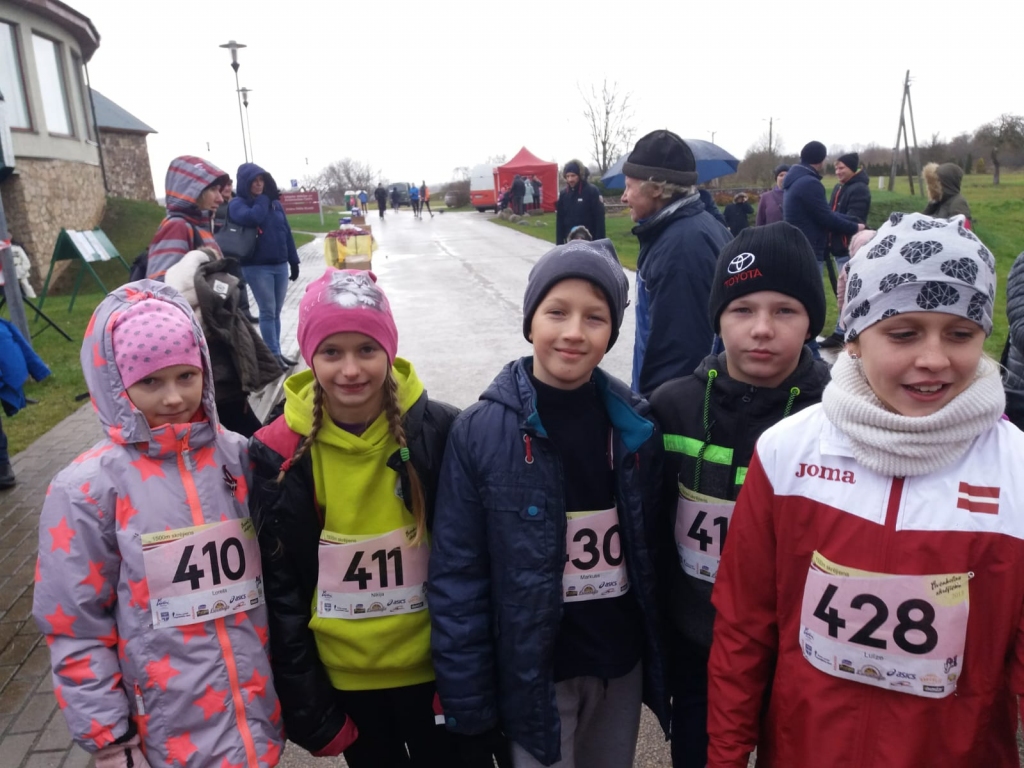 Jaunā vieglatlētu paaudze. Loreta Ruble (no kreisās), Nikija Zujeva, Markuss Kļaviņš, Kārlis Bricis un Luīze Maslova.
Autors: Aigars Rublis