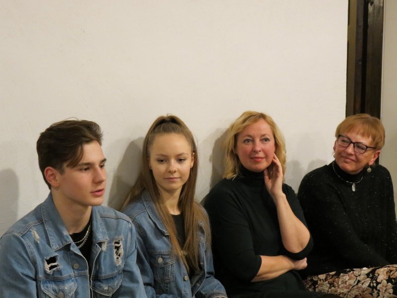 “Saldā” komanda. No labās — rakstniece Gundega Repše, bibliotekāre Ingrīda Grūbe, palīgi Asnate Višķere un Dominiks Liops.
Autors: no Kokneses bibliotēkas