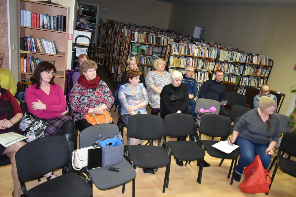 Ir labi, bet varētu būt labāk. Šogad uz sapulci ar domes pārstāvjiem ieradās vien pārdesmit jaunjelgaviešu.