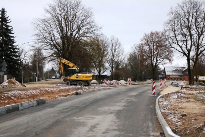 RĪGAS IELAS PĀRBŪVE ir viens no lielākajiem projektiem Pļaviņu novadā.
Autors: Foto no “Staburaga” arhīva