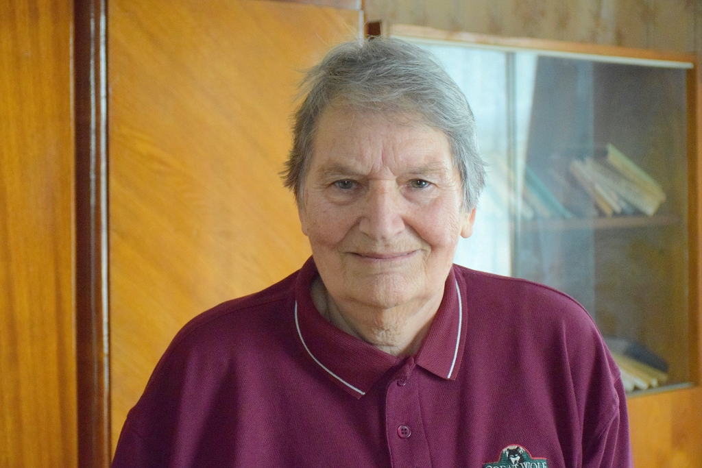 10. veikala pārdevēja. Centa Beinaroviča.