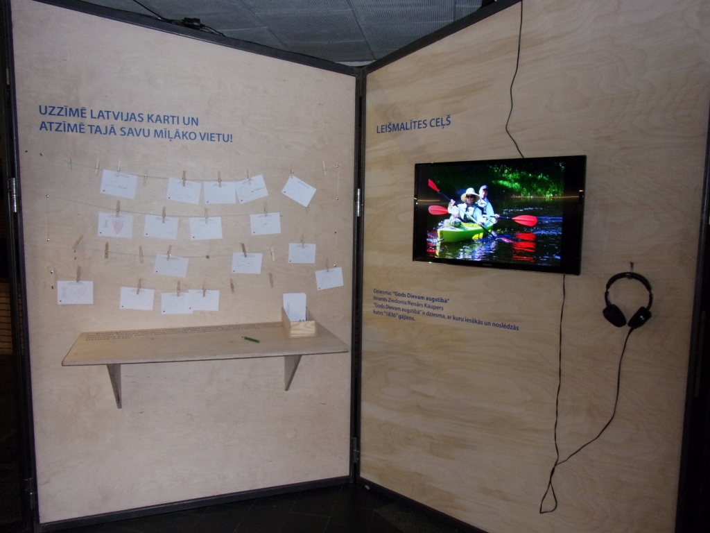 Viesītes kultūras pilī atklātā izstāde “Izgaismo Latviju” tur apskatāma līdz mēneša beigām, bet no 31. marta tā būs aplūkojama Neretas kultūras namā.
Autors: Ināra Dreijera foto