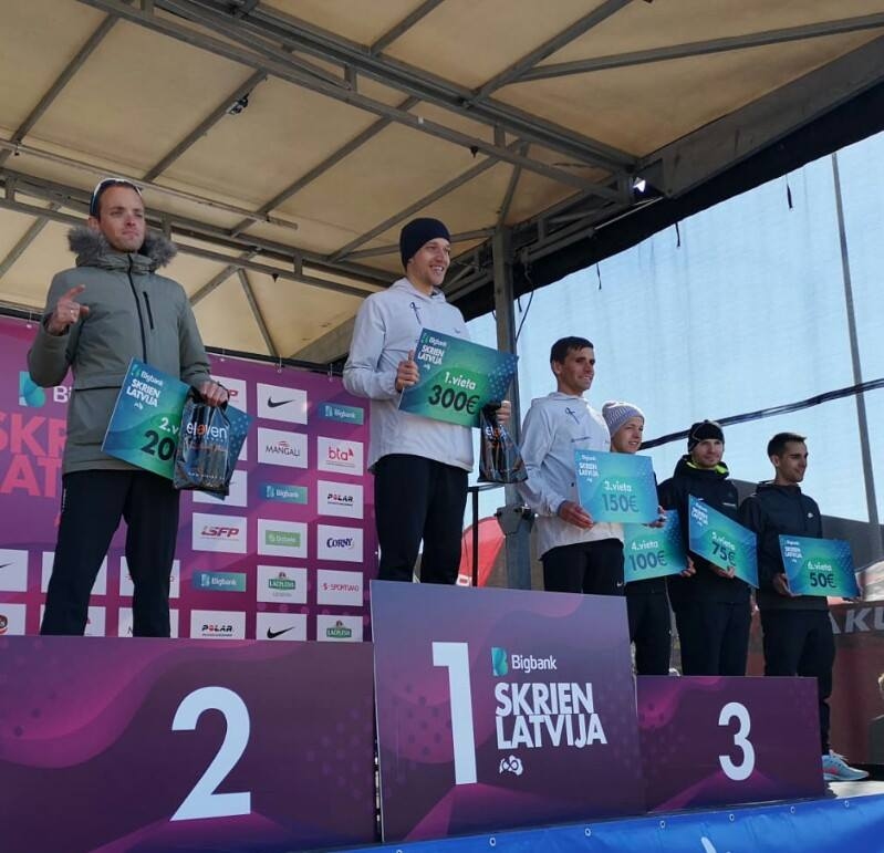 Sezonu sāk ar panākumu. Uz goda pjedestāla augstākā pakāpiena koknesietis Jānis Višķers, 2. vietā rīdzinieks Salvis Gruševs, trešais — Jevgēnijs Turkins no Aiviekstes.