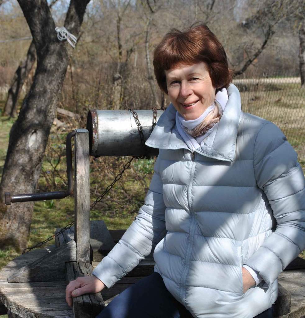 MĀJAS UN DĀRZS, kur Ineta jūtas labi.