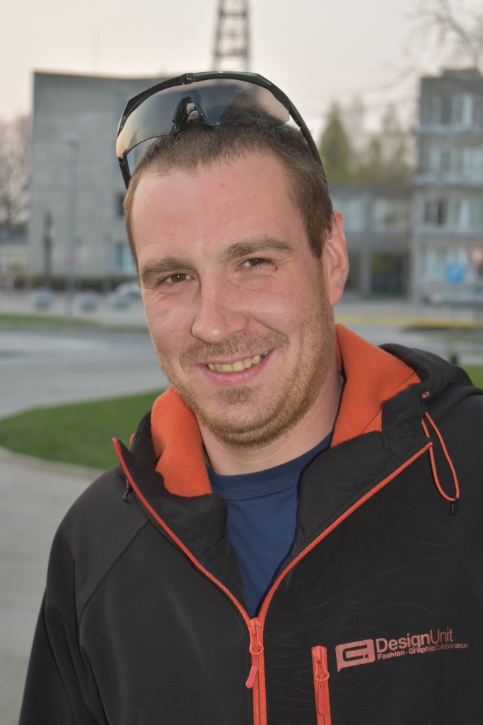 AR NOPIETNU ATTIEKSMI PRET VISU. “Gribas būt nenopietnam, bet nesanāk,” teic jubilārs Mārtiņš Trainis.