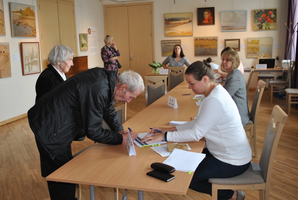 JĀPIEDALĀS! — tā par vēlēšanām teic daudzi pļaviņieši.