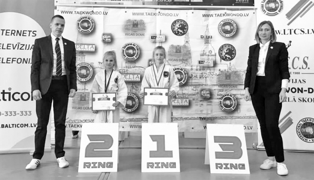 Latvijas Tekvondo Centrālās skolas atklātajā čempionātā sparingā sieviešu grupā 1. vietu izcīnīja Aizkraukles kluba “Hvarang” audzēkne Izabella Bebriša.
Autors: no kluba