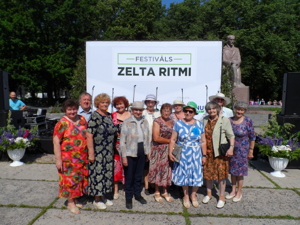 Autors: no Pētera Knēģera albuma