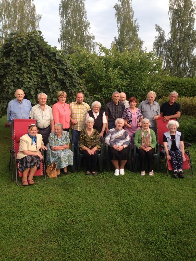 Pļaviņu 1. vidusskolas 1958. gada absolventi arvien turas kopā!
Autors: no V. Glāzniece-Puzānes albuma