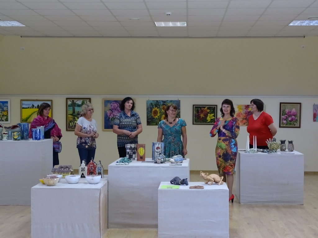 Divas izstādes.
Autors: no Astrīdas Mencendorfas albuma