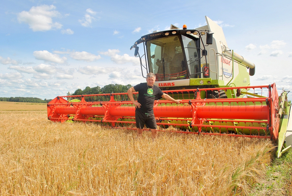 Secietis Aigars Stuglis. Iespējams, pirmspēdējo gadu kā zemnieku saimniecības “Silarozes” saimnieks.
Autors: no “Staburaga” arhīva
