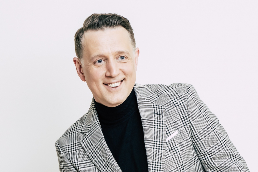 PRIECĪGS UN POZITĪVS dziedātājs Normunds Rutulis ir ne vien uz skatuves, bet arī dzīvē.
Autors: Linda Rutule