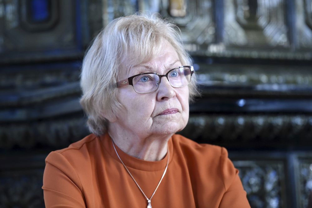 Skaidrīte Lasmane, Latvijas Universitātes emeritētā profesore, vadošā ētikas jautājumu pētniece.