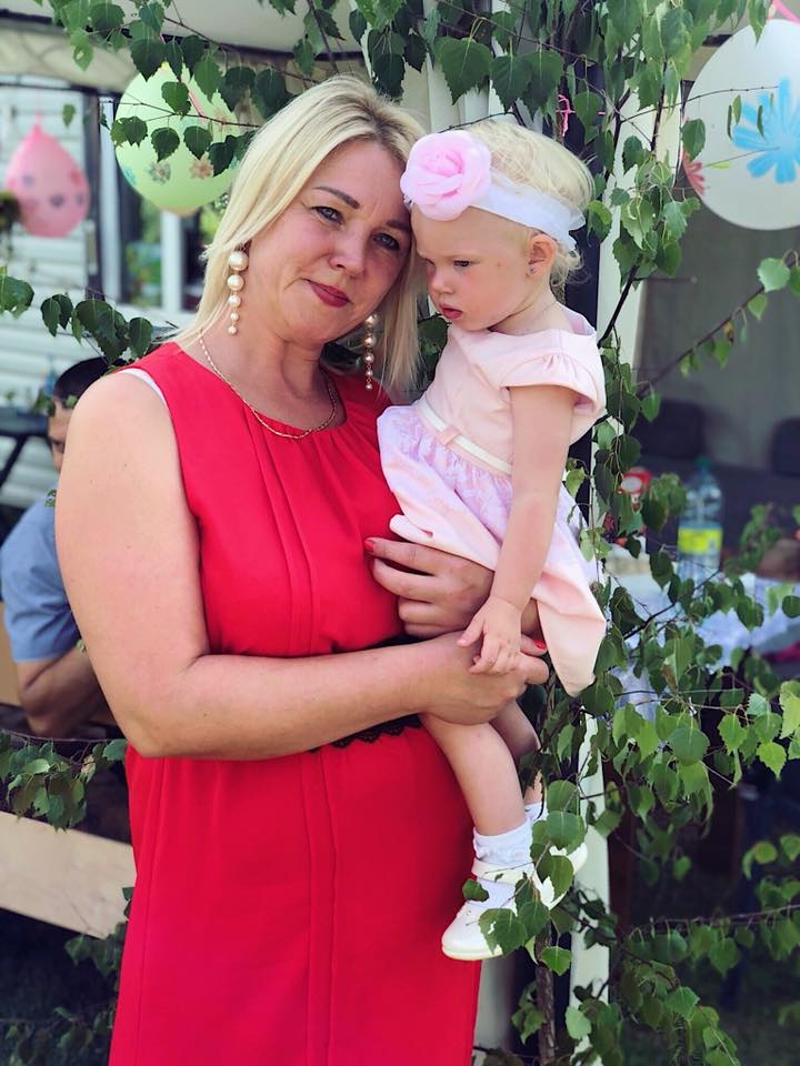 Kopā no pirmās dienas. Jana ar mazmeitiņu Reičelu.
Autors: no personīgā albuma