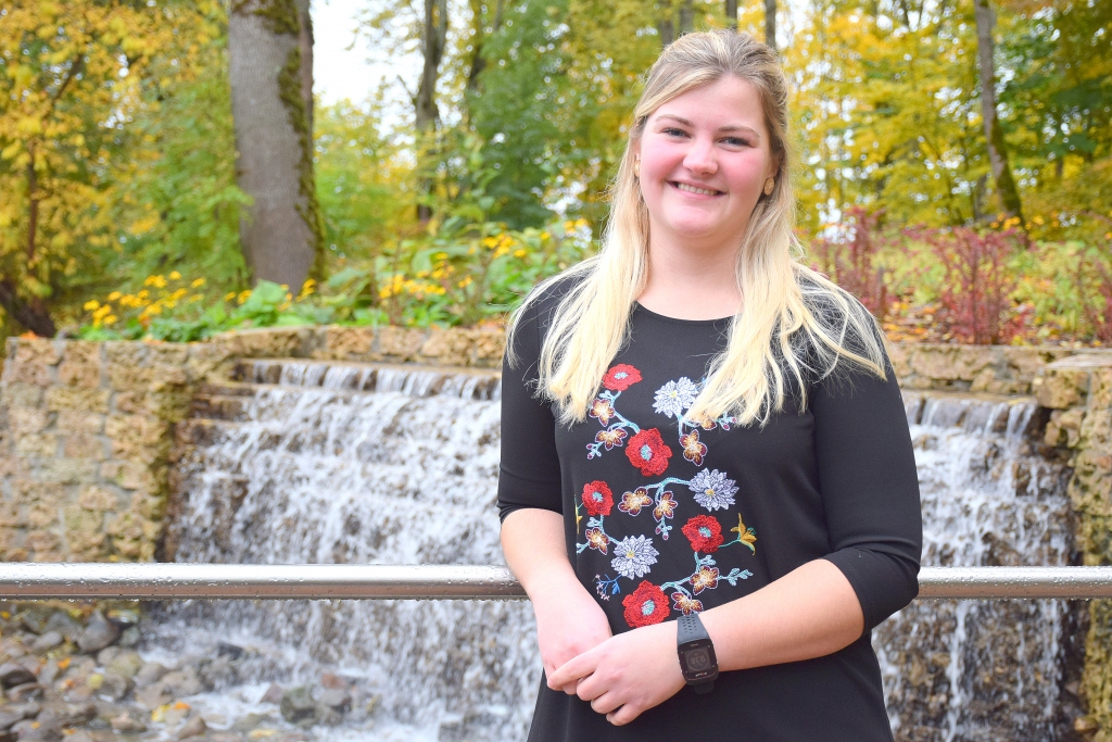 Pats sākums. Lelde Āre — jaunā Ilmāra Gaiša Kokneses vidusskolas latviešu valodas un literatūras skolotāja.