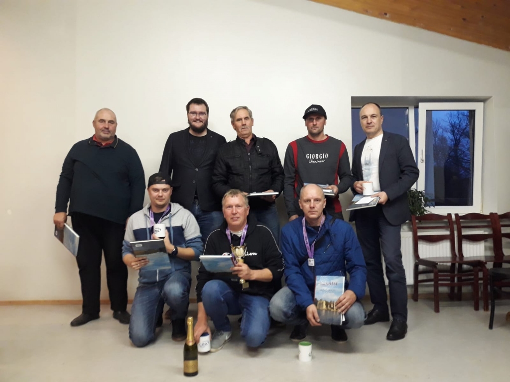 Spēcīgākie zolmeistari. Koknesietis Egīls Baltcers (pirmajā rindā pirmais no kreisās).
Autors: no sporta centra