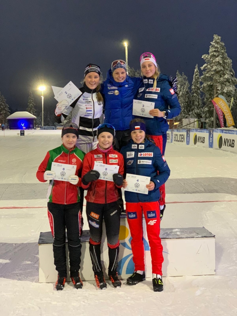 Labāko sešinieks! Sacensību uzvarētāja junioru konkurencē — Patrīcija Eiduka (otrajā rindā vidū).
Autors: no Patrīcijas Eidukas personīgā albuma