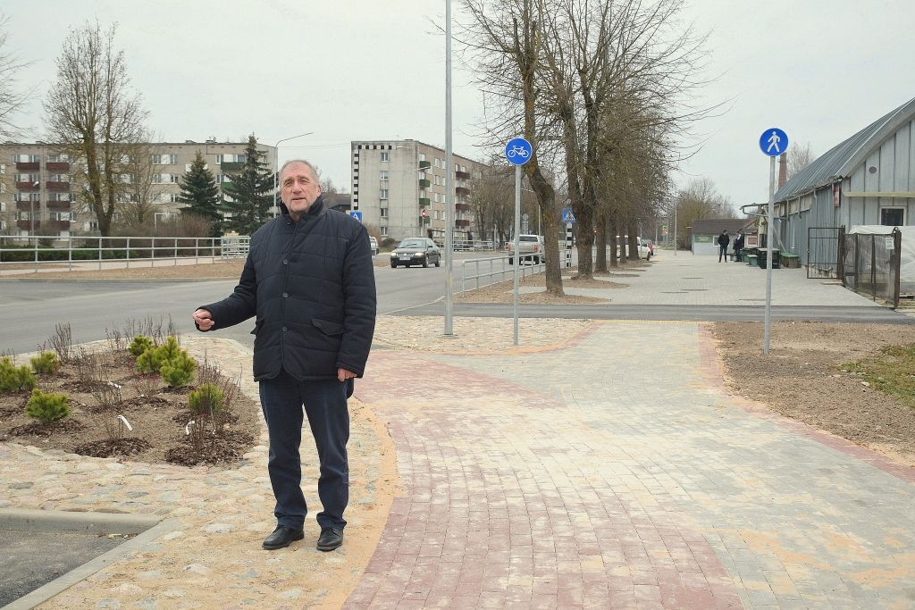 Projekts veiksmīgi pabeigts. Aizkraukles novada domes priekšsēdētāja vietnieks Einārs Zēbergs darbu norisei sekoja līdzi visu laiku.