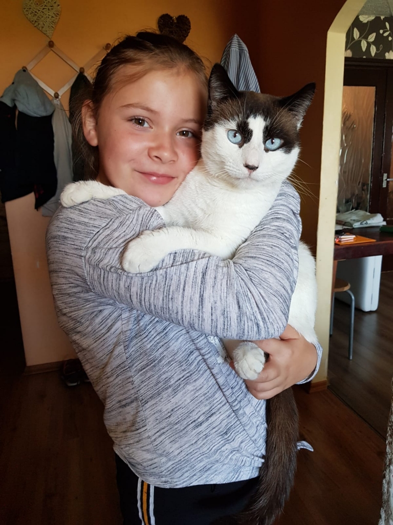 Draugi. Samanta ar Pakiju.