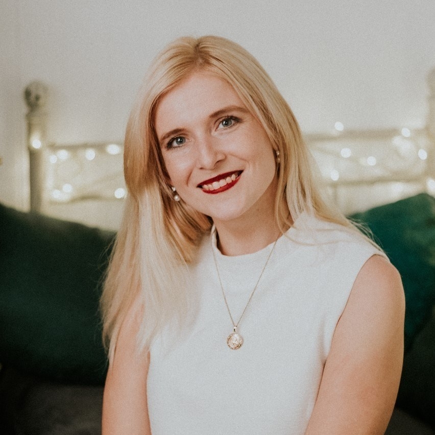 Daudz baltu dieniņu! Pirmdien dzimšanas dienu atzīmēs Salimona Grišāne.
Autors: no personīgā albuma