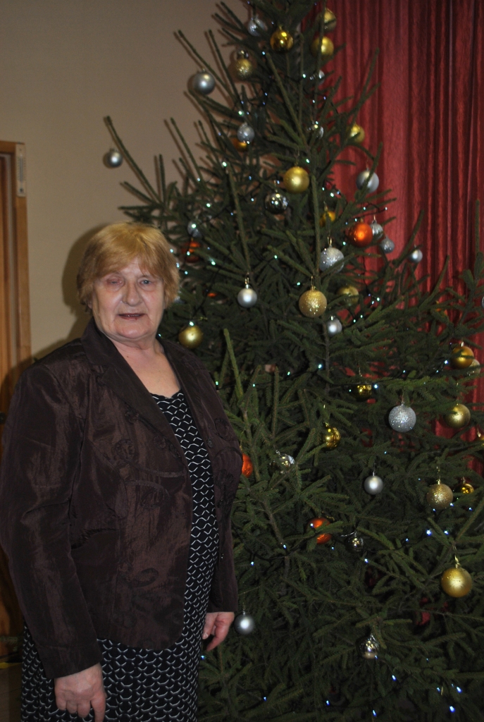 SVĒTKU EGLĪTE vienmēr grezno Ingrīdas Daces Sakovičas jubileju.