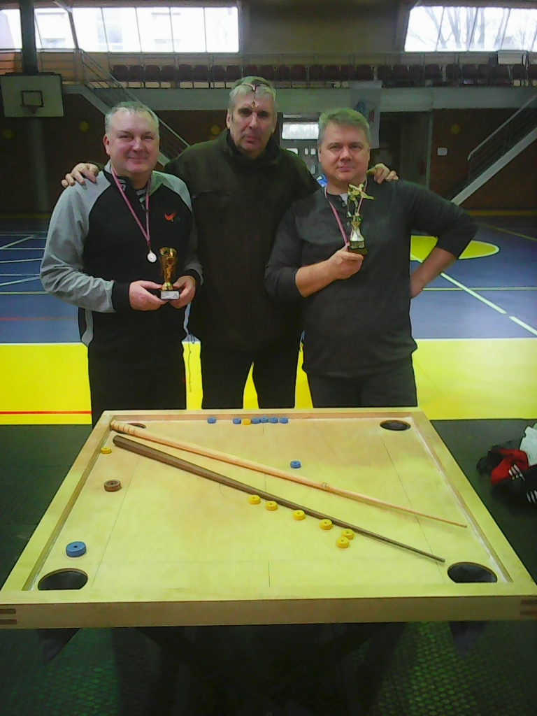 Godalgoto vietu ieguvēji Juris Budris (no kreisās), Arvīds Lutinskis un Elmārs Vorslavs.
Autors: no I. Silava albuma