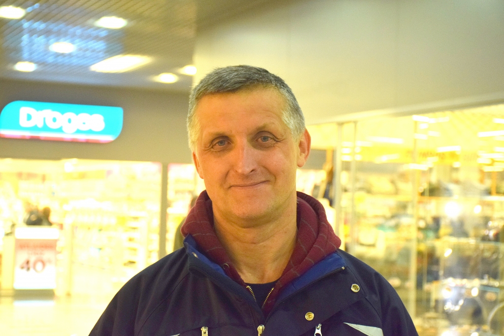 Juris
no Skrīveriem