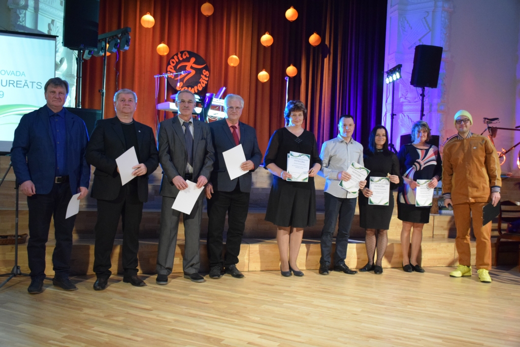 AKTĪVĀKIE SACENSĪBU rīkotāji novadā dažādos sporta veidos.