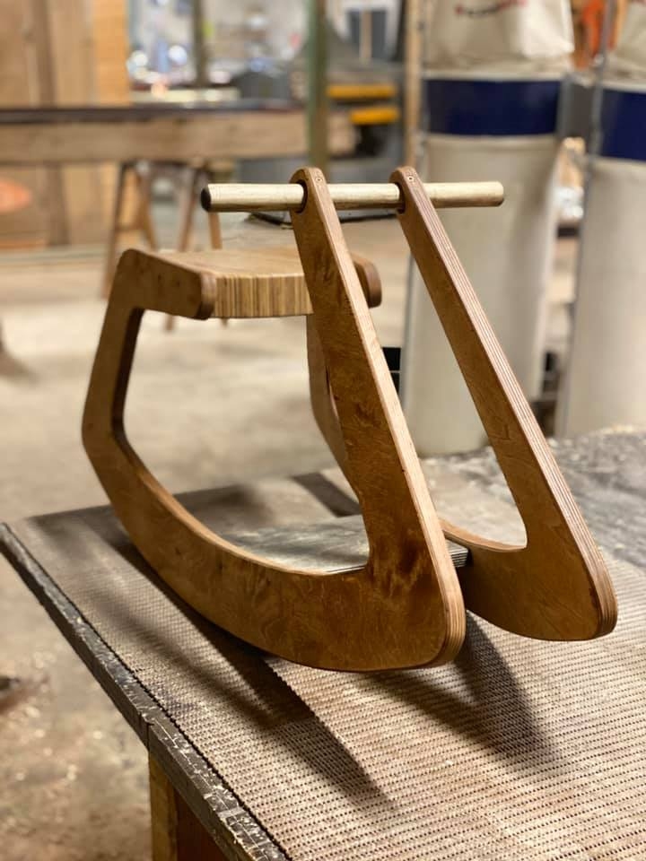 Savam priekam un vajadzībām.
Autors: no uzņēmēju albuma